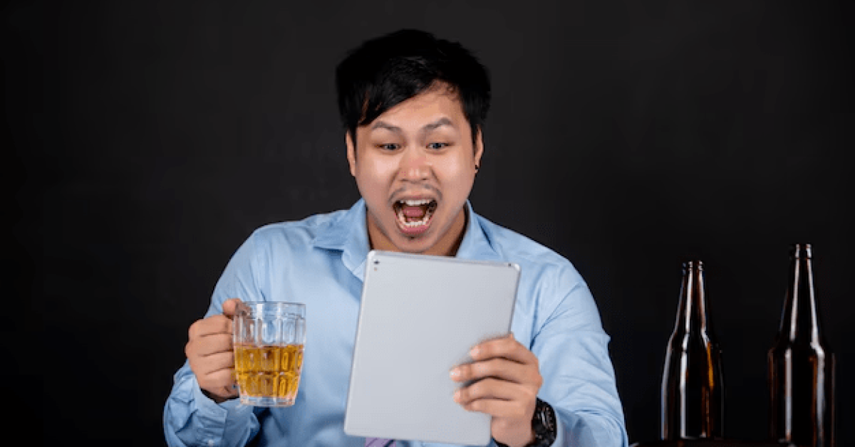 8 Effective Strategies to Decline Alcohol